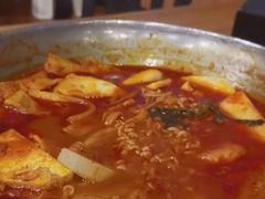 -喇喇排骨火锅·传统韩式脊骨汤(望京西园总店)
