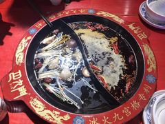 -巴九门老火锅(来福士打望店)