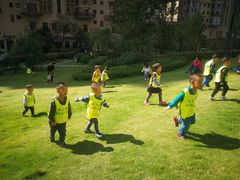 -瑞恩宝感统训练·语言提升·蒙氏托育中心