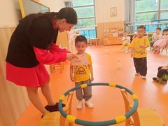 -小门牙好性格托育(北外滩中心)