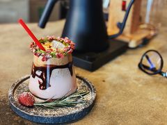 花环-BE NORMAL CAFE(霞溪路店)