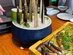 -慢丽江·云南野生菌土鸡锅(西山店)