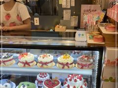 -花花卷卷·鲜食蛋糕(静安久光百货店)