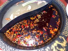 鸳鸯锅底-黄家码头老火锅(解放碑旗舰店)