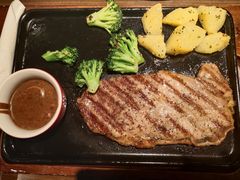 -必胜客(八一店)