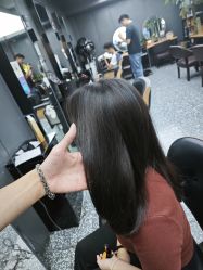 -藤野造型专业烫染接发