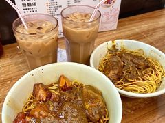 咖喱牛腩鸡翅捞面-百乐门粉面店(二龙喉分店)