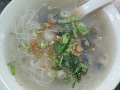 蚵仔线面-建国蚵煎蚵面