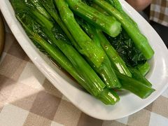 -新大咀港式茶餐厅(宝山万达店)
