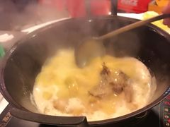 -鲜入围煮花胶鸡海鲜火锅