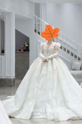 -MANLI BRIDAL婚纱