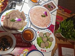 -贤合庄卤味火锅(安吉万达店)