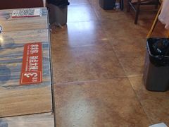 -嘎嘎鸭下巴·爆辣干锅(明教寺店)