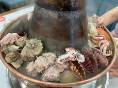 -一口猪海鲜浑锅·东北家常菜