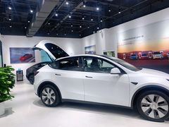 -TESLA 特斯拉(北京颐堤港体验店)