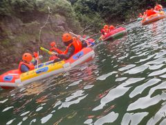 -安吉龙王山峡谷漂流