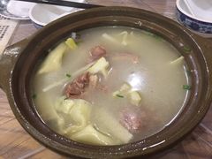 老鸭馄饨汤-老品芳