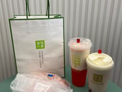 -奈雪的茶(百盛店)