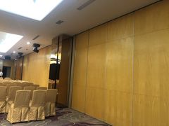 -昆山裕元花园酒店·温莎西餐厅