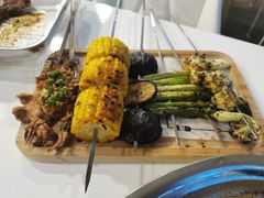 -中茵皇冠假日酒店·棕榈岛湖畔餐厅