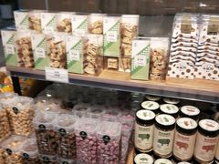 零售区-仟吉(星汇维港店)