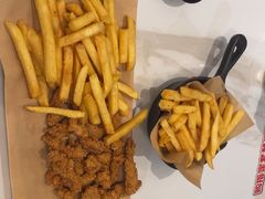 -必胜客(砂之船中东奥莱店)