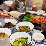 五一广场竟然还有这么接地气的家常菜，好吃又实惠