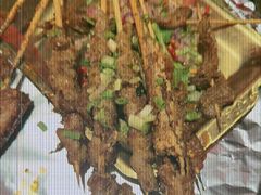 -何师烧烤Pro ·江湖川菜·小龙虾·精酿(太古里旗舰店)