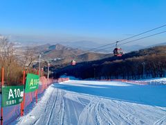 -中旅松花湖滑雪场