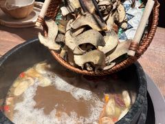 -蘑界·野生菌火锅(深业上城店)