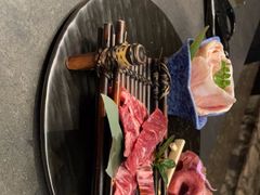 -铭牛烧肉·和牛海鲜自助(高新月牙湖店)