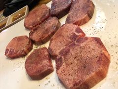 -萌牛肠烧烤店(虹梅路店)