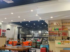 大堂-老何家后安粉·糟粕醋海鲜火锅(三亚湾椰梦长廊店)