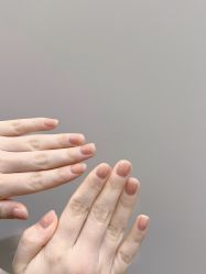 -花岐款式专研健康美甲沙龙