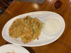 西葫芦饼配酸奶-TUK土耳其餐厅·下午茶(卢湾店)