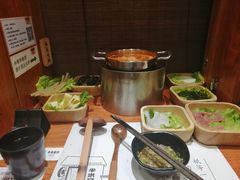 -独食火锅·半米屋台(直营总店)