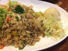 -玛格萝妮(汇智国际商业中心店)