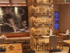 -来伊份(瑞虹天地瑞虹坊店)
