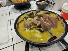 -肥汁米蘭香港米线(长宁来福士店)