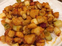 宫保鸡丁-东兴楼饭庄(六里桥店)