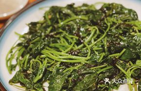 Seaweed Stir-fried Sweet Potato Leaves