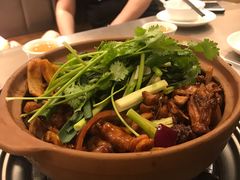 奇味鸡煲-胡须佬鸡煲四季火锅店(石厦西村直营店)