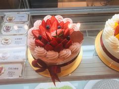 -花花卷卷·鲜食蛋糕(静安久光百货店)