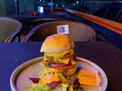 -鲨鱼美式餐厅酒吧Sharky