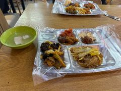 -新红帽自助盒饭(大悦城店)
