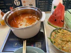 -烫煮风旋转涮吧自助小火锅(洪楼大润发店)