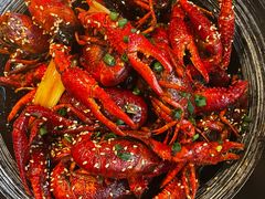 -肥肥虾庄·金牌油焖大虾(沙湖店)