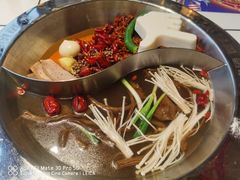 -贤合庄卤味火锅 (颍上店)