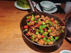 鹅卵石爆肥肠-老板恋上鱼(高新万达店)
