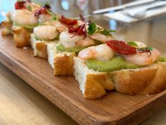 牛油果虾仁烤面包-THE PRESS(申报馆店)